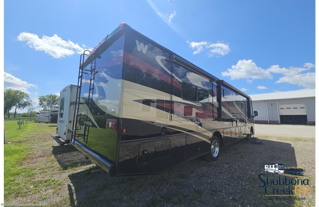 Used 2014 Winnebago Vista 35F available in Atkinson, Illinois