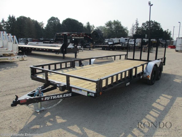 2023 PJ Trailers Utility UL  UL22032ESBKAT available in Sycamore, IL