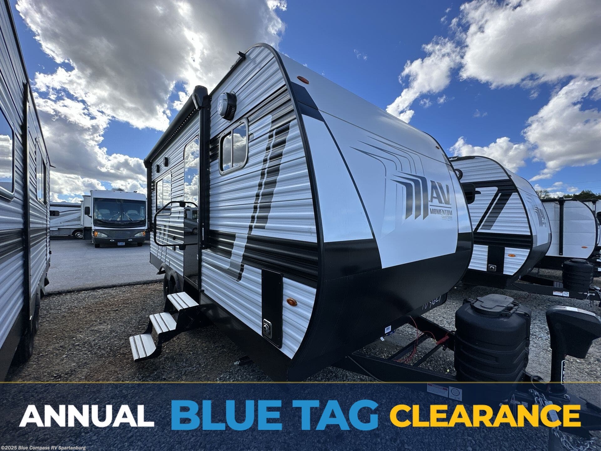 New 2026 Grand Design Momentum MAV 17MAV available in Duncan, South Carolina