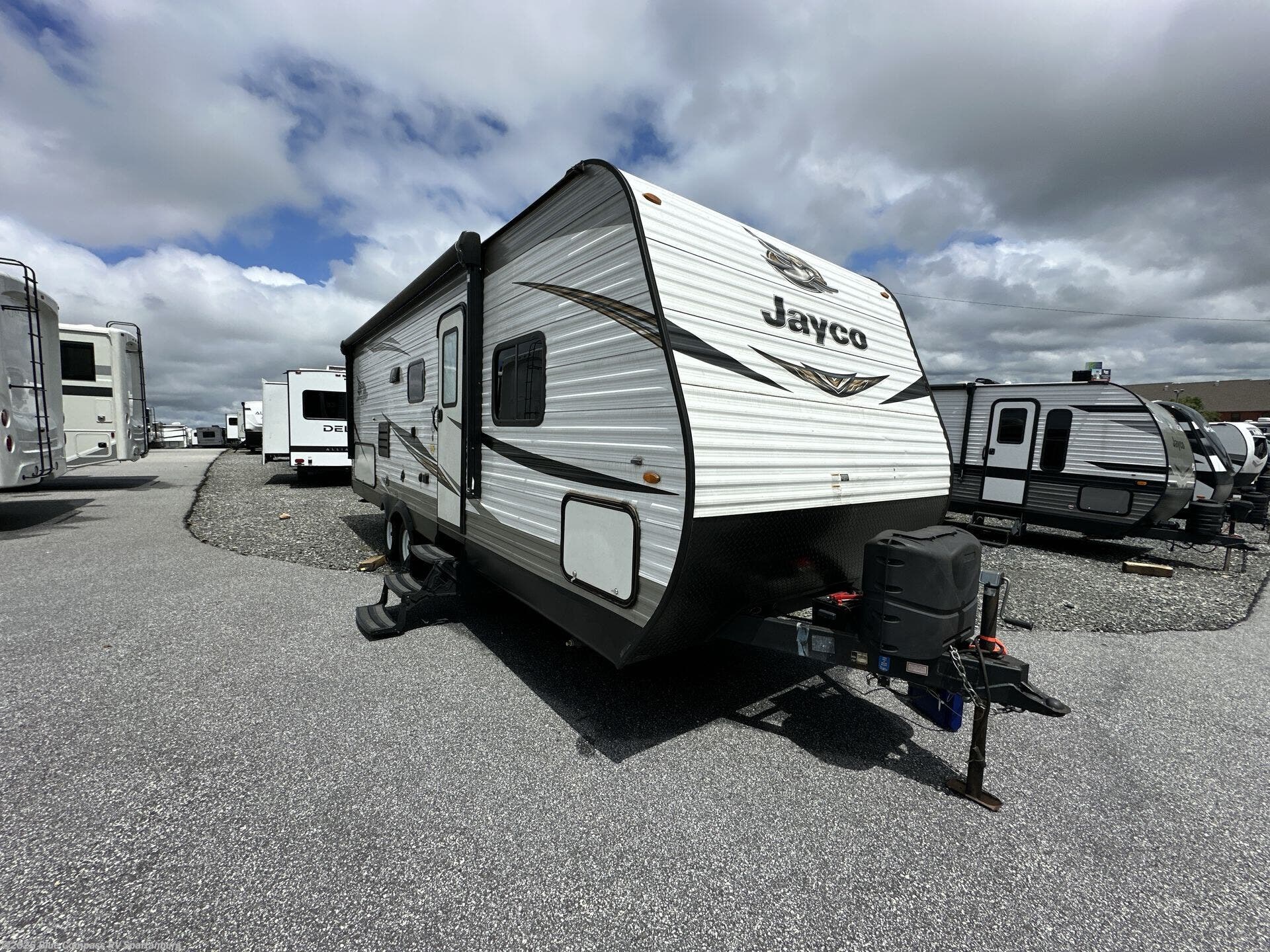 Used 2020 Jayco Jay Flight 242BHS available in Duncan, South Carolina