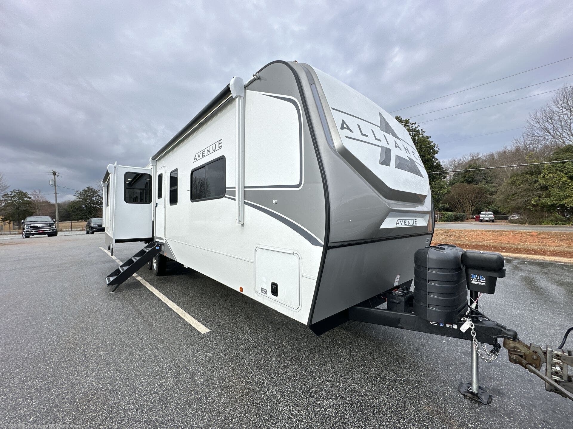 New 2026 Alliance RV Avenue 332RL available in Duncan, South Carolina