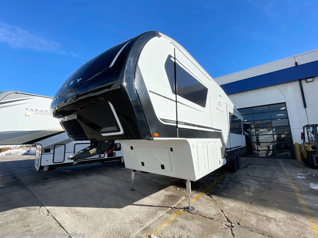New 2027 Brinkley RV Model Z 3100 available in Duncan, South Carolina
