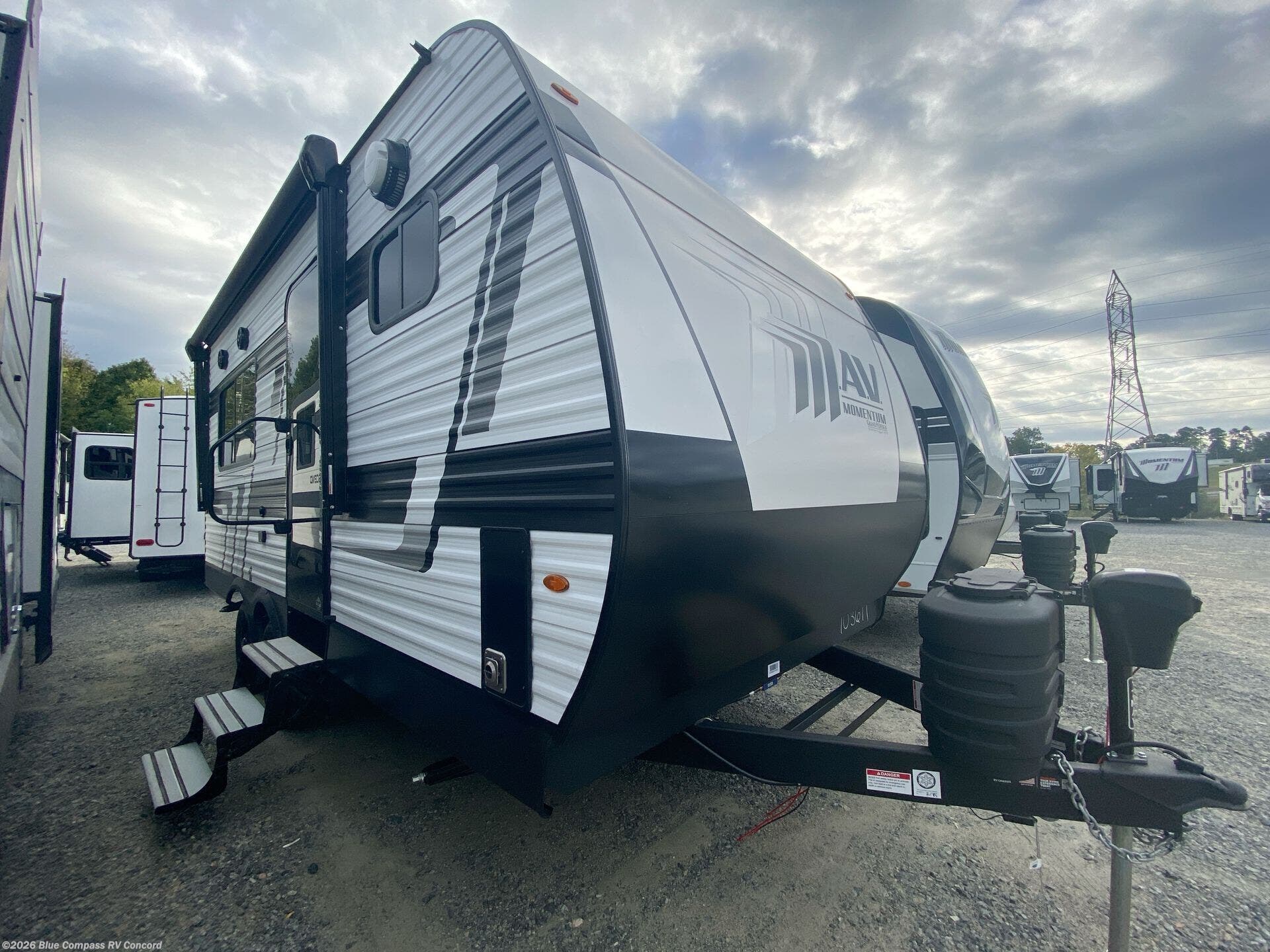 New 2026 Grand Design Momentum MAV 17MAV available in Concord, North Carolina
