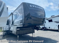 New 2027 Heartland Cyclone 3913 available in Concord, North Carolina