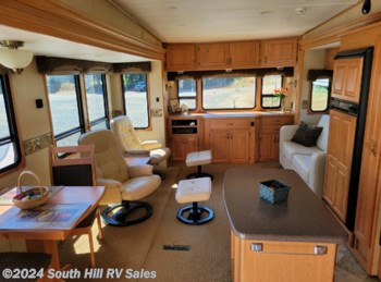 Used 2008 Carriage Cameo 37RE3 available in Yelm, Washington
