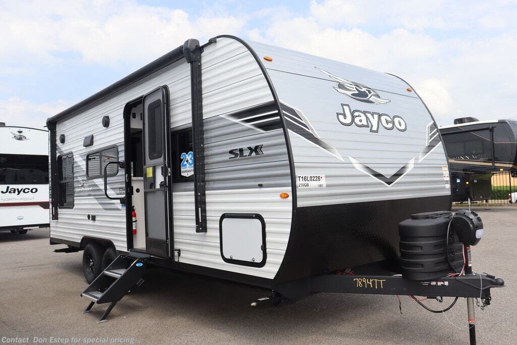 New 2026 Jayco Jay Flight SLX 210QB available in Southaven, Mississippi