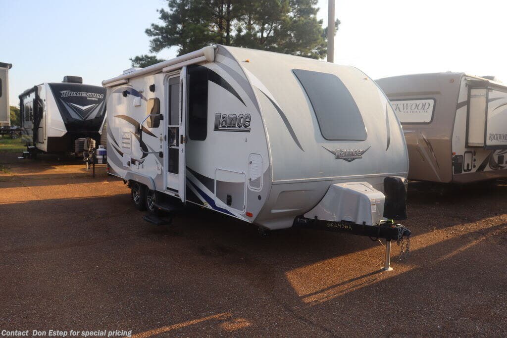 Used 2019 Lance  Travel Trailers 1985 available in Southaven, Mississippi