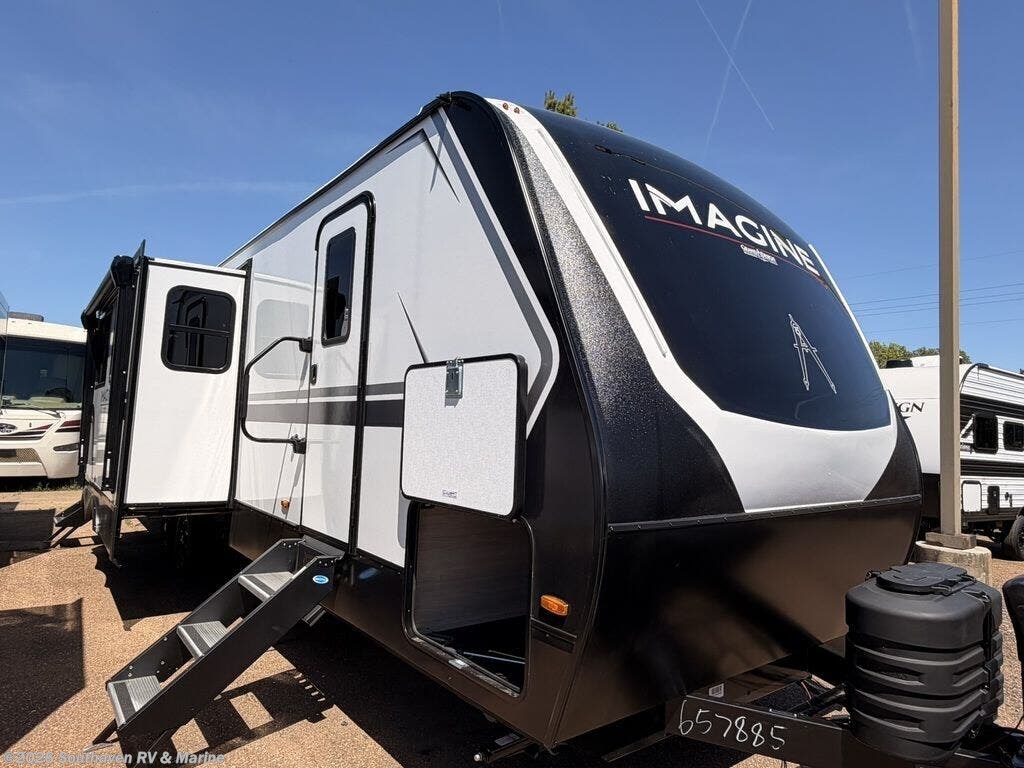 New 2026 Grand Design Imagine 3210BH available in Southaven, Mississippi