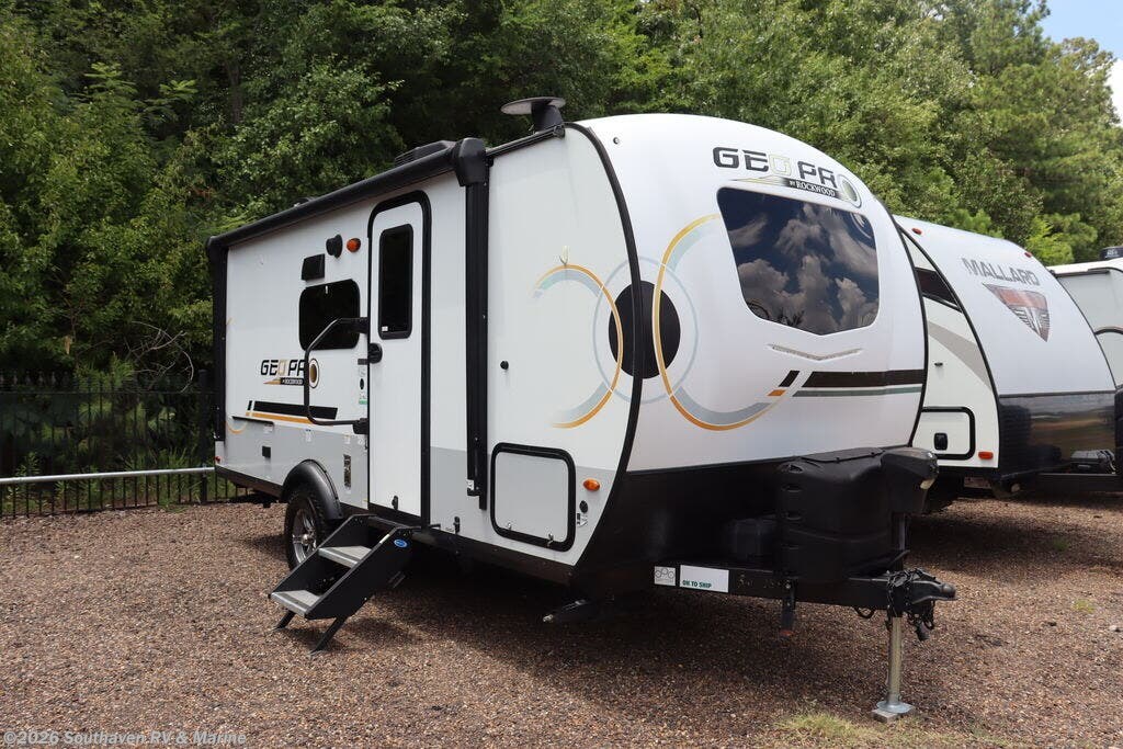 Used 2022 Forest River Rockwood Geo Pro G19BH available in Southaven, Mississippi