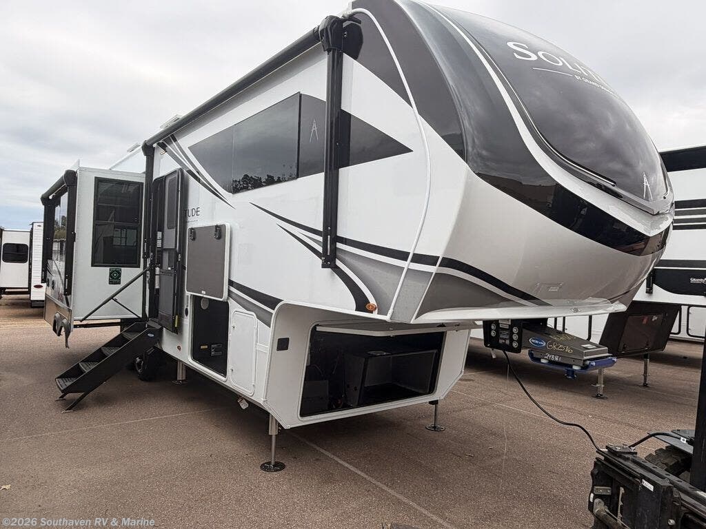 New 2027 Grand Design Solitude 310GK available in Southaven, Mississippi