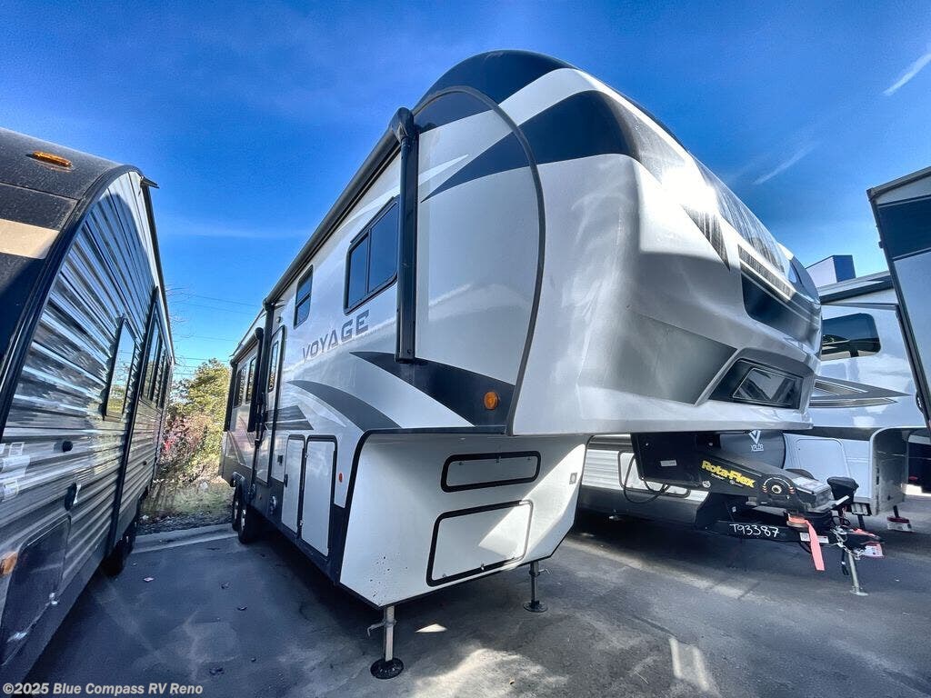 Used 2021 Winnebago Voyage 2932rl r available in Reno, Nevada