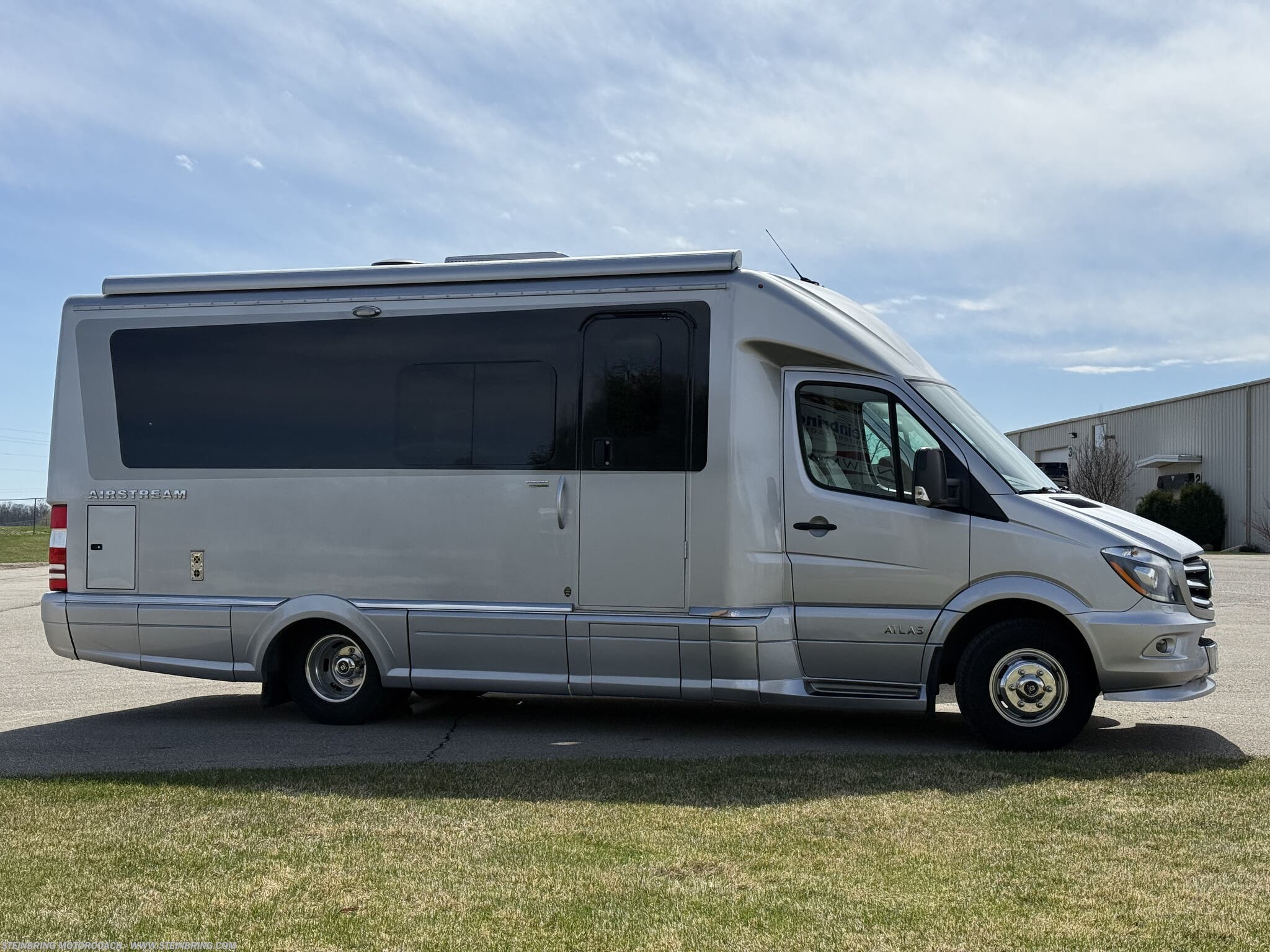 Used 2019 Airstream Atlas MURPHY BED available in Garfield, Minnesota