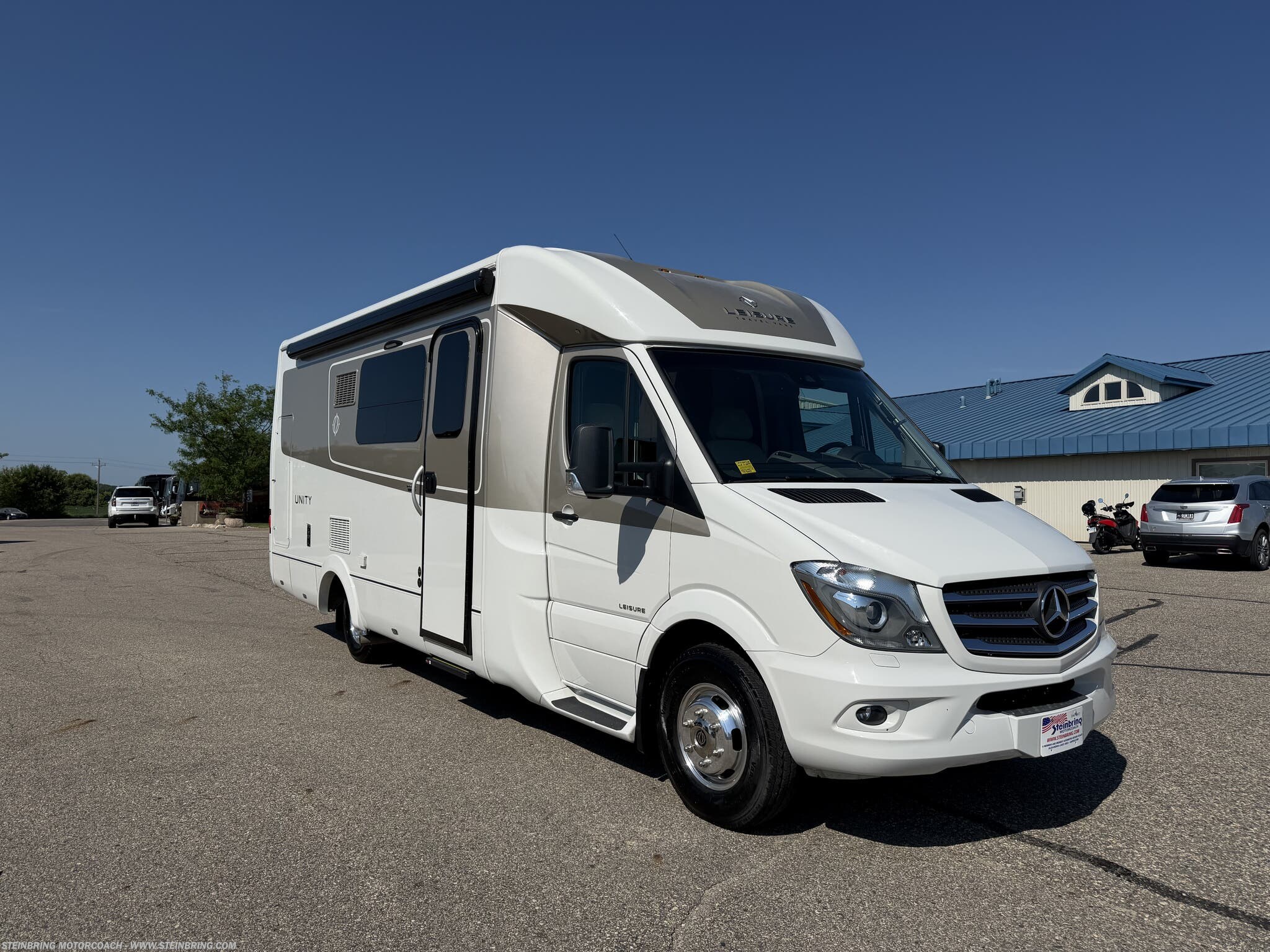 Used 2019  Leisure Travel Unity MB24 by Leisure Travel from Steinbring Motorcoach in Garfield, MN