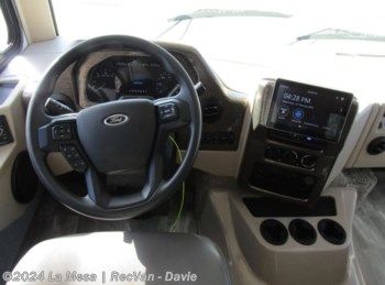 Used 2022 Thor Motor Coach Windsport 29M available in Davie, Florida