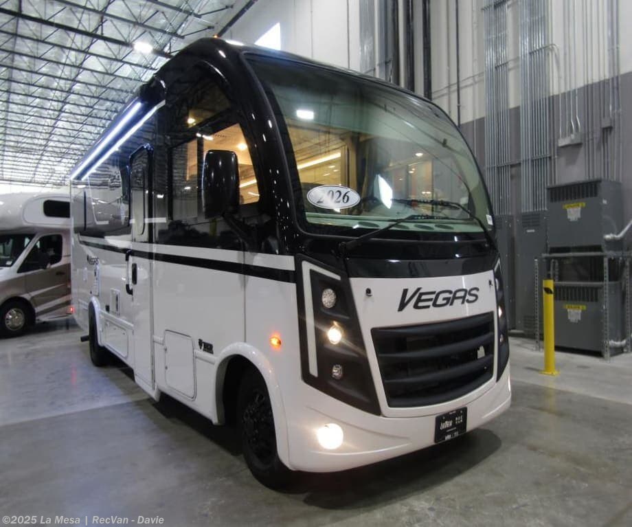New 2026 Thor Motor Coach Vegas 26.2 available in Davie, Florida