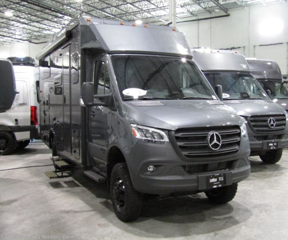 New 2026 Winnebago Ekko WM623B-FBP available in Davie, Florida