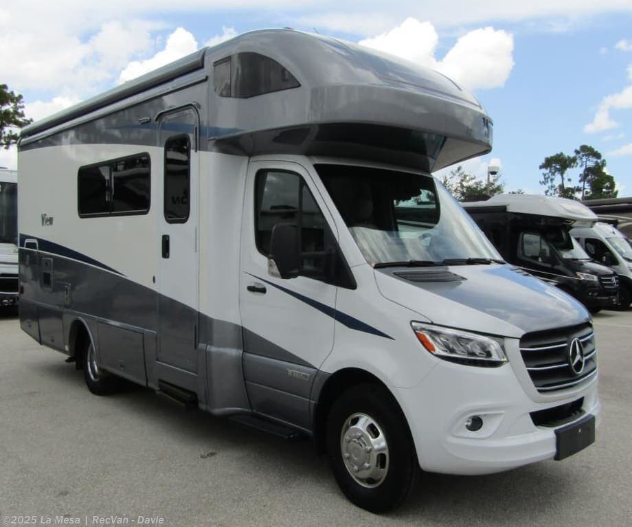 Used 2024 Winnebago View 24D available in Davie, Florida