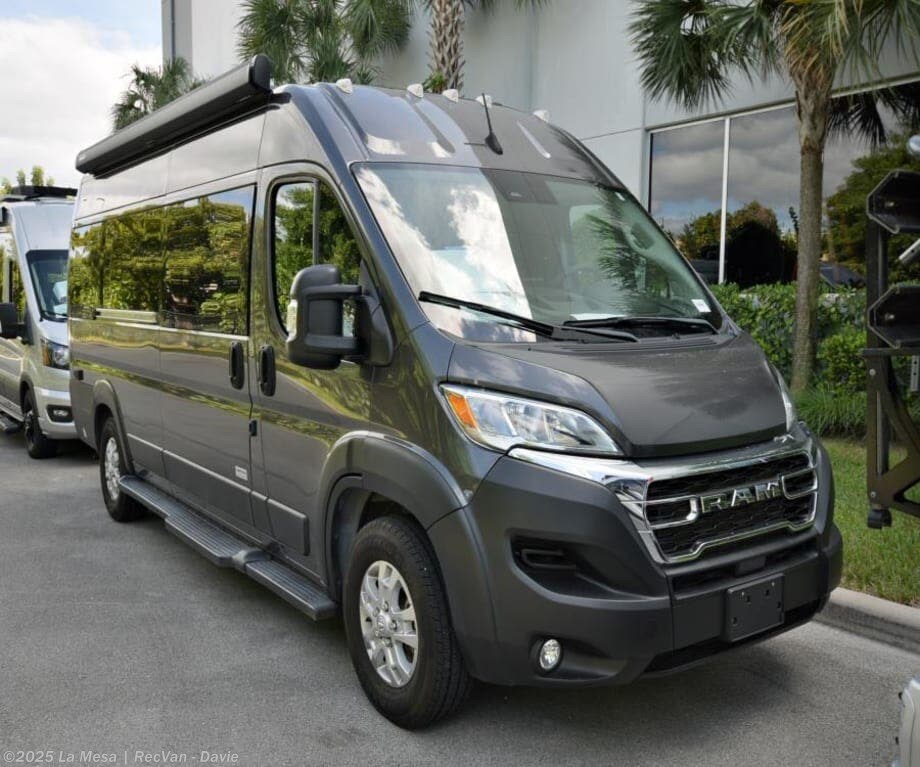 Used 2024 Thor Motor Coach Twist 2LB available in Davie, Florida