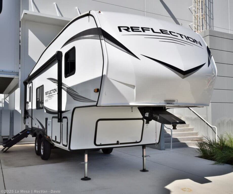 Used 2024 Grand Design Reflection 5TH 22RK available in Davie, Florida