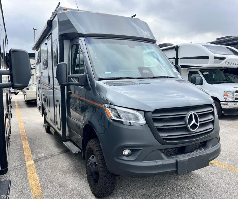 New 2026 Winnebago Ekko WM623B-L available in Davie, Florida