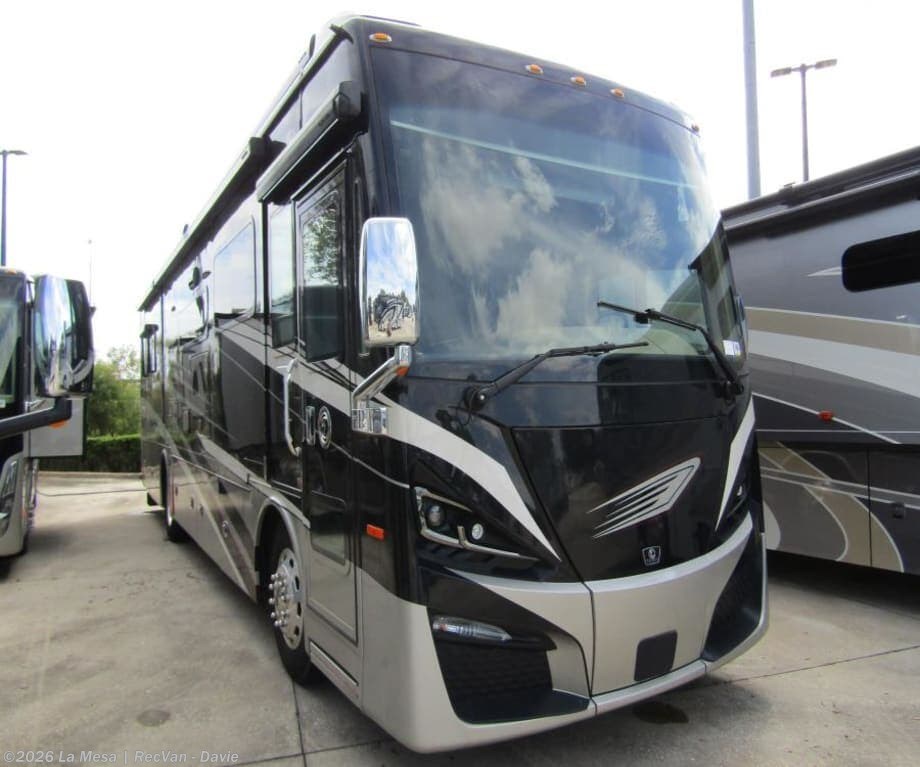 Used 2022 Tiffin Phaeton 36SH available in Davie, Florida