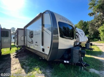 Used 2020 Forest River Rockwood Signature Ultra Lite 8328BS available in Ocala, Florida