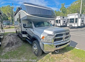 Used 2019 Dynamax Corp  Isata 5 30FW available in Ocala, Florida