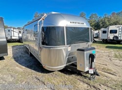 Used 2023 Airstream Flying Cloud 27FB Twin available in Ocala, Florida