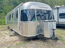 Used 2019 Airstream Classic 33FB available in Ocala, Florida