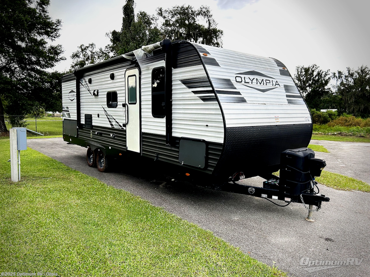 Used 2021 Olympia Olympia 26BHS available in Ocala, Florida