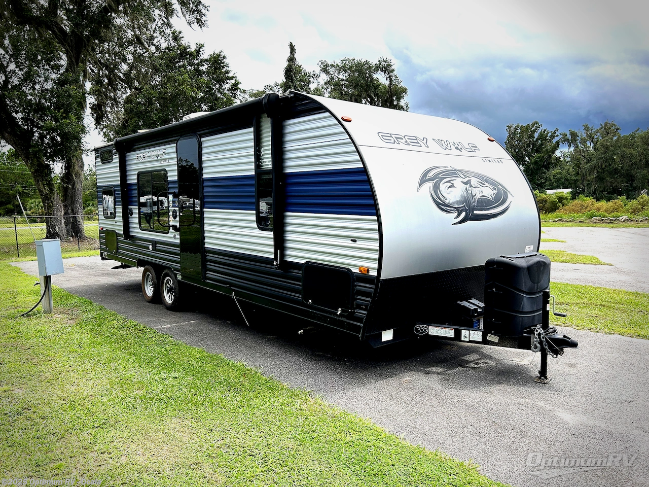 Used 2022 Forest River Cherokee Grey Wolf 26DJSE available in Ocala, Florida