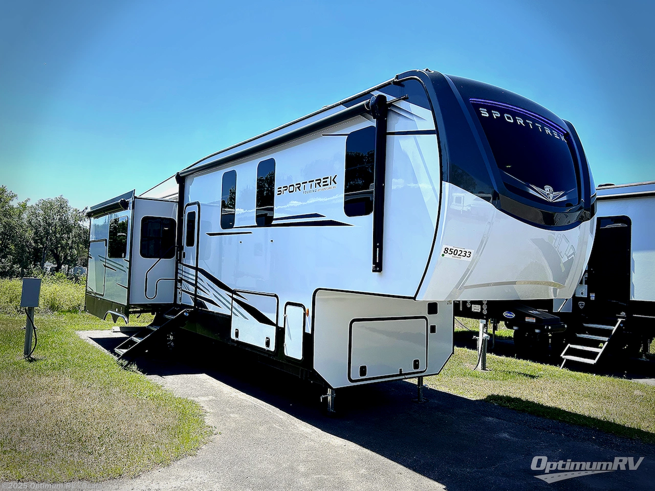New 2025 Venture RV SportTrek Touring Edition STTF353VIK available in Ocala, Florida