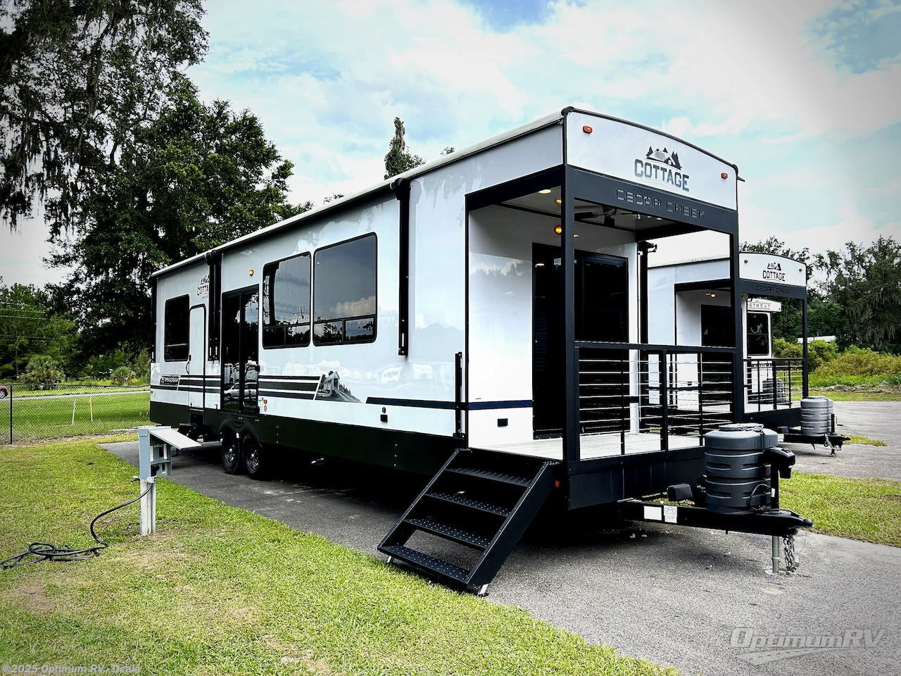 New 2024 Forest River Cedar Creek Cottage 40CFD available in Ocala, Florida