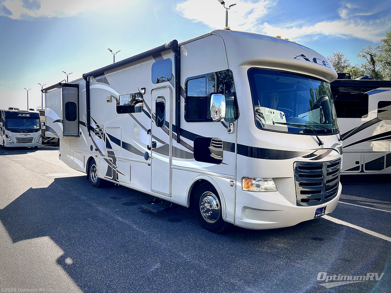 Used 2015 Thor  ACE 30.1 available in Ocala, Florida