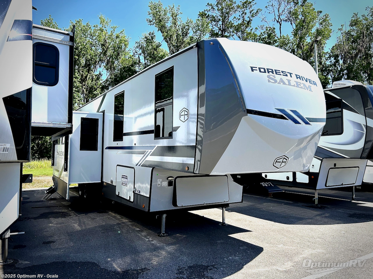 New 2025 Forest River Salem Hemisphere 375FAM available in Ocala, Florida