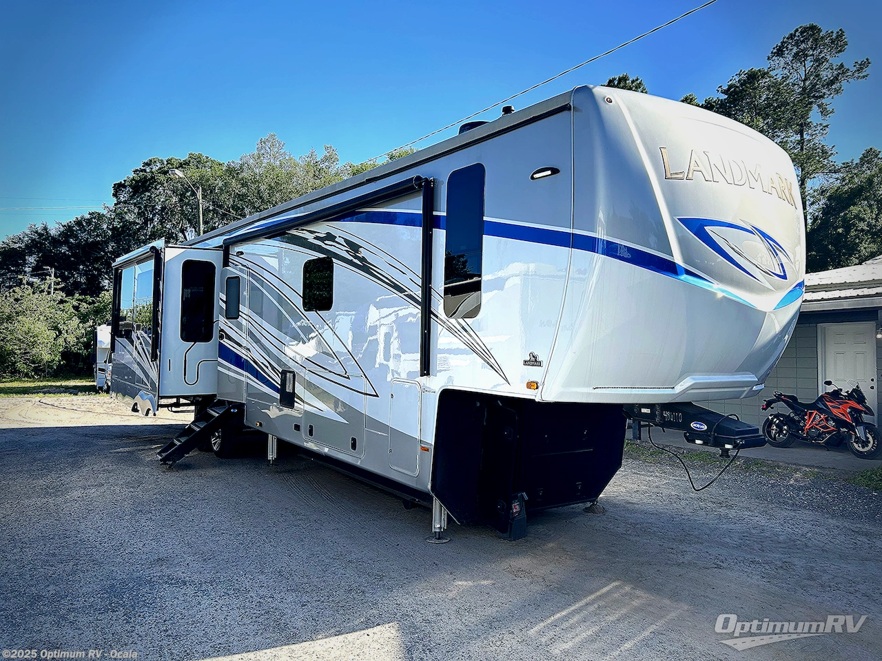 Used 2022 Heartland Landmark Newport available in Ocala, Florida