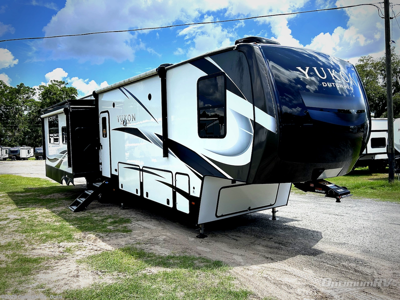 Used 2022 Dutchmen Yukon 399ML available in Ocala, Florida