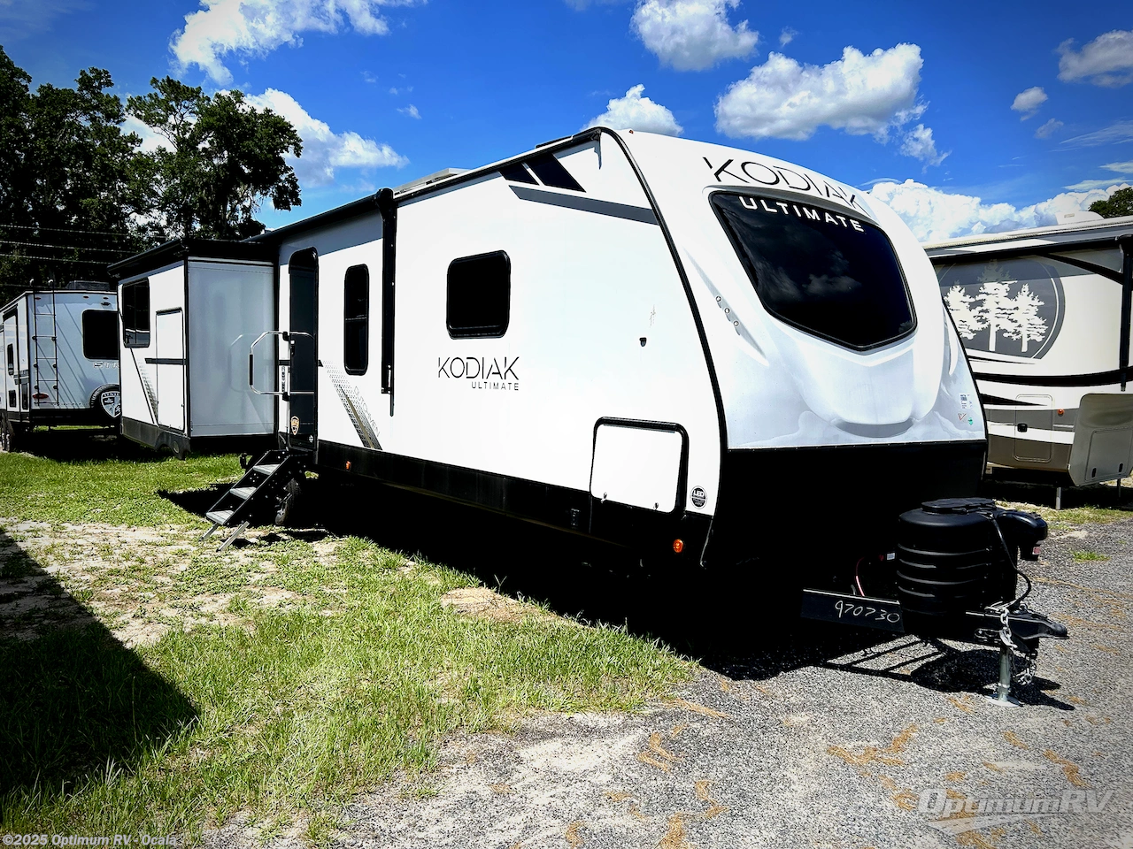 New 2025 Dutchmen Kodiak Ultimate 3361RKSL available in Ocala, Florida