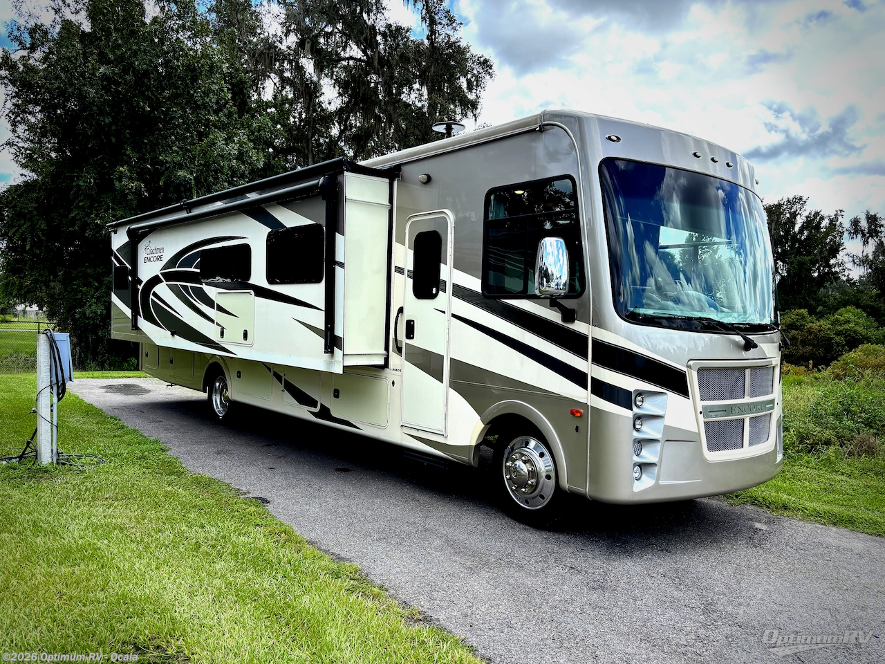 Used 2023  Coachmen Encore 355DS by Coachmen from Optimum RV - Ocala in Ocala, FL