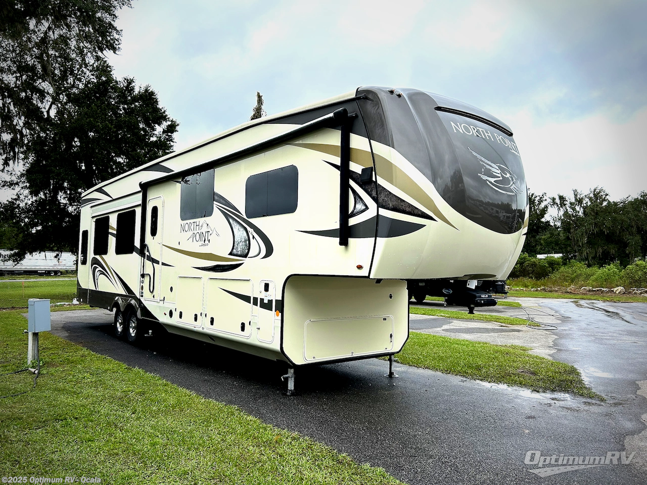 Used 2019 Jayco North Point 381DLQS available in Ocala, Florida