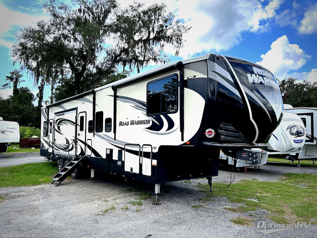 Used 2018 Heartland Road Warrior 427 available in Ocala, Florida