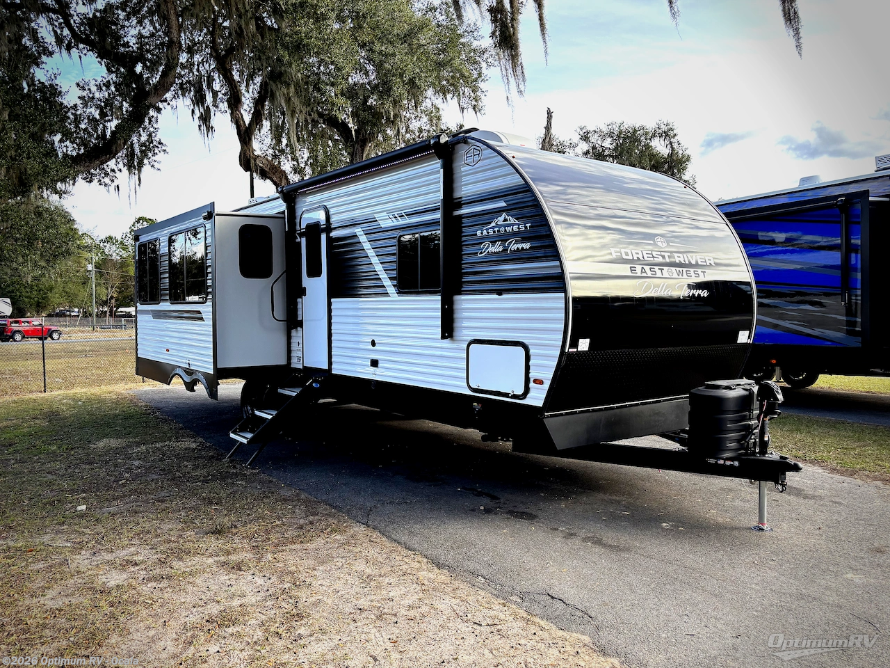 New 2026 East to West Della Terra 272BH available in Ocala, Florida