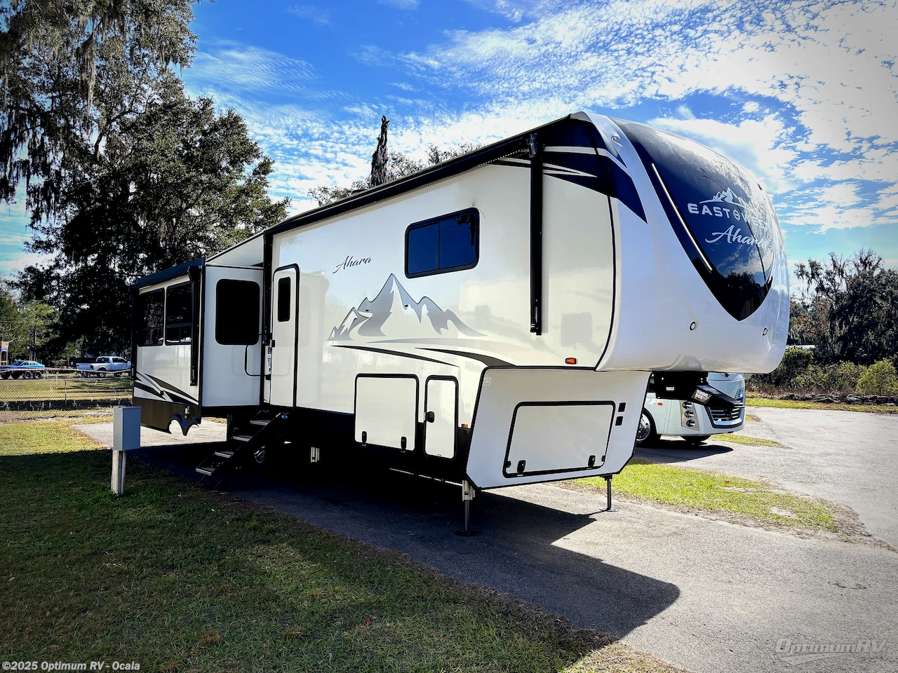 Used 2023 East to West Ahara 365RL available in Ocala, Florida