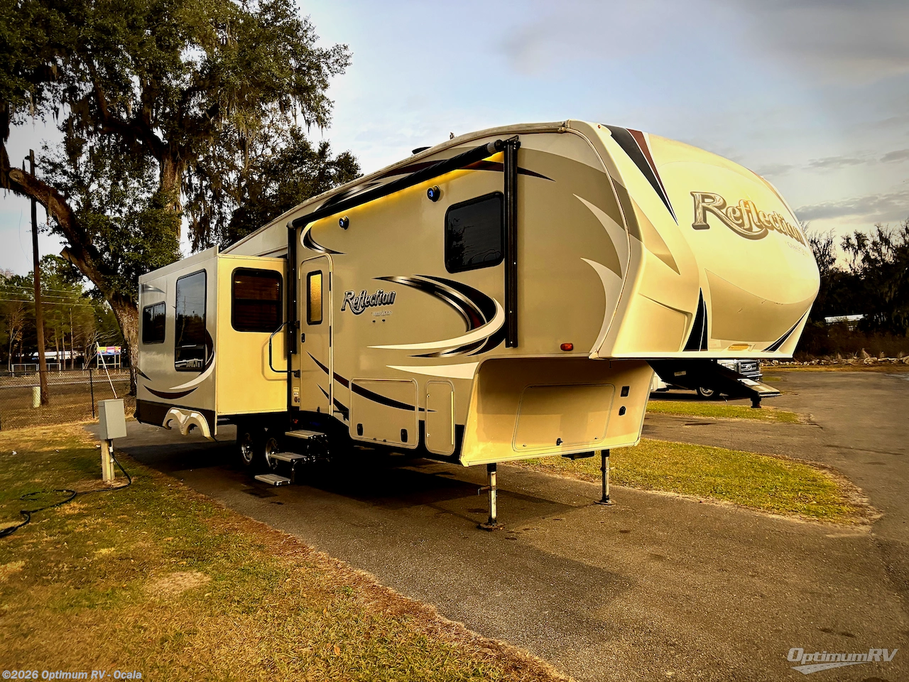 Used 2016 Grand Design Reflection 303RLS available in Ocala, Florida