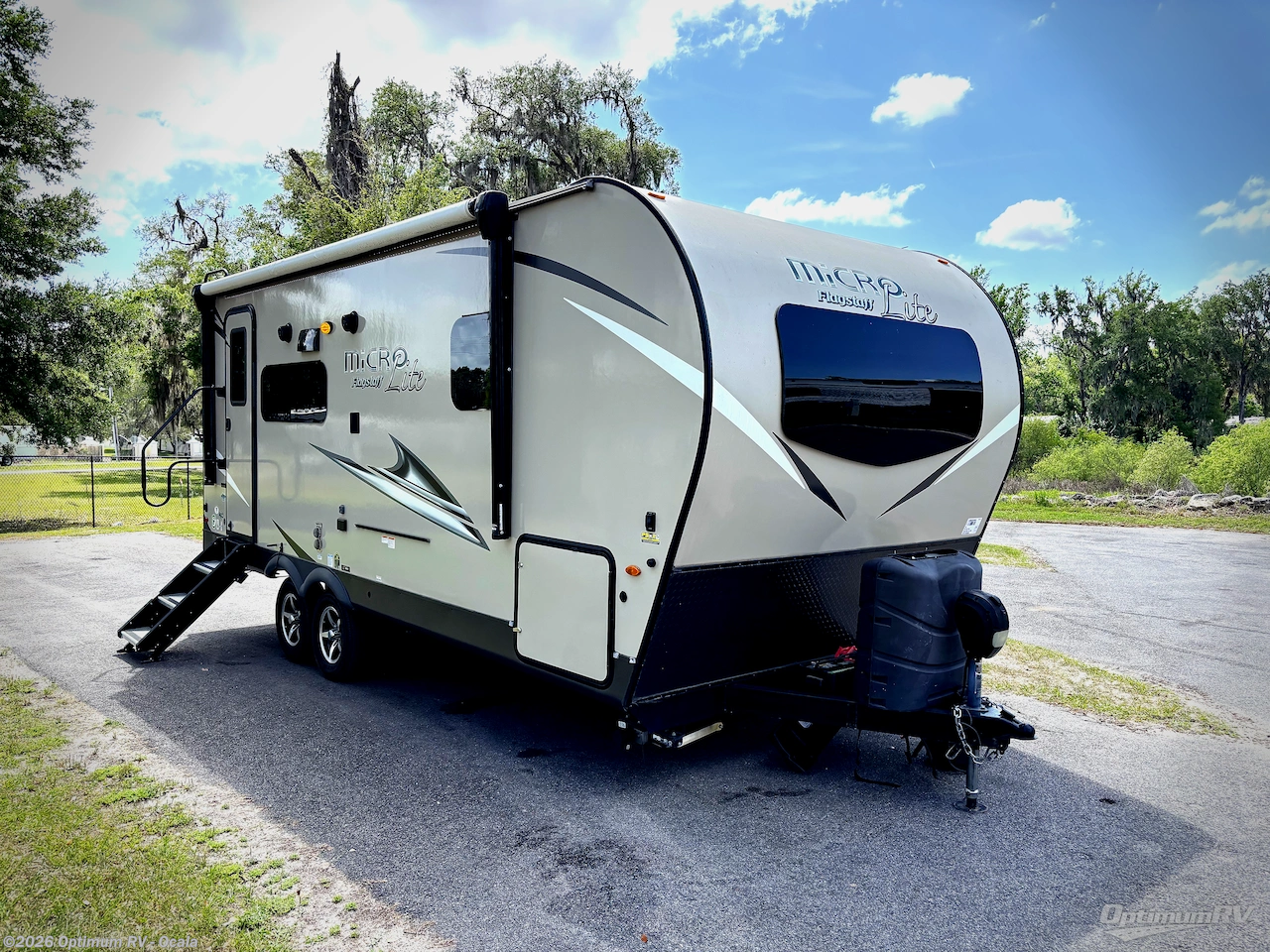 Used 2021 Forest River Flagstaff Micro Lite 22FBS available in Ocala, Florida