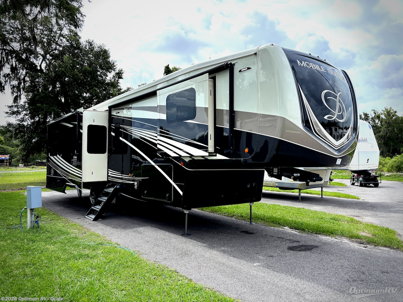Used 2022 DRV Mobile Suites 40KSSB4 available in Ocala, Florida
