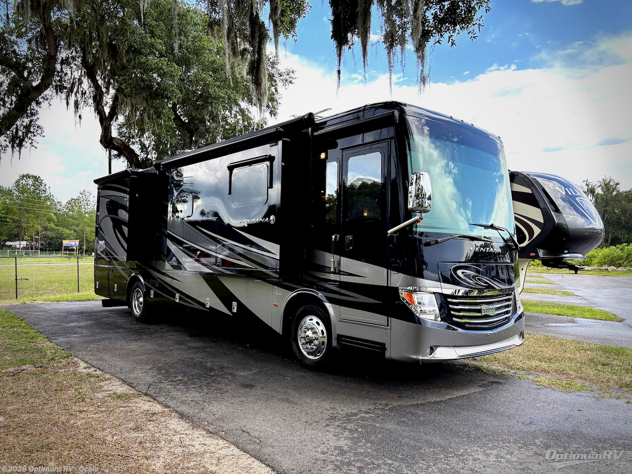 Used 2018 Newmar Ventana 3709 available in Ocala, Florida