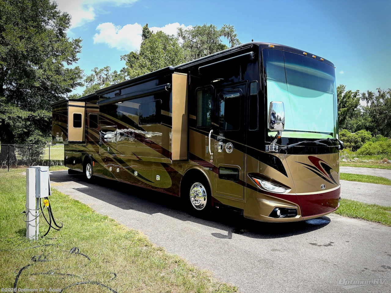 Used 2018 Tiffin Phaeton 40 QKH available in Ocala, Florida