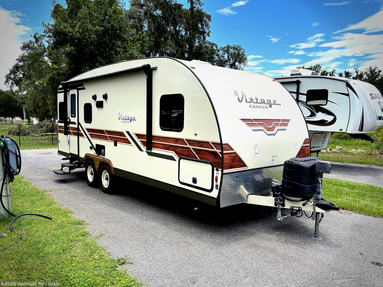 Used 2020 Gulf Stream Vintage Cruiser 23RSS available in Ocala, Florida