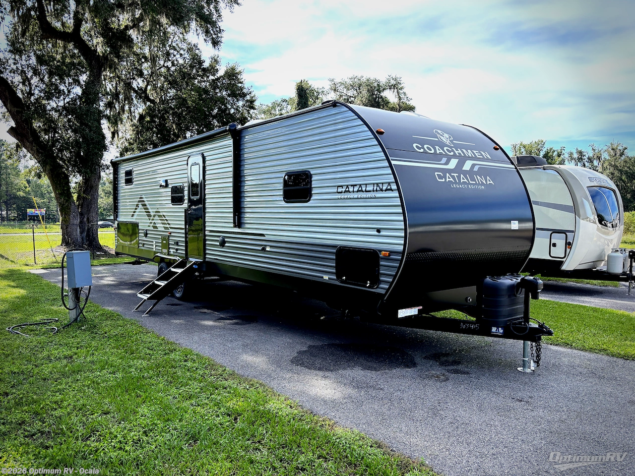 New 2027 Coachmen Catalina Legacy Edition 293TQBSCK available in Ocala, Florida